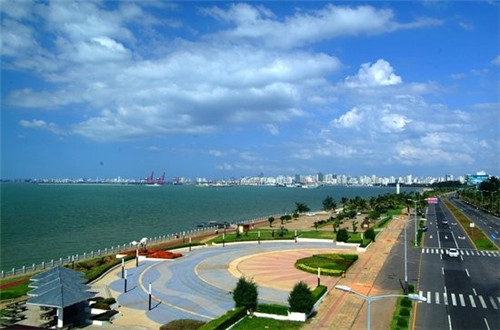 加盟胖哥煎饼果子开店什么地段比较好，开家胖哥煎饼果子加盟店怎么样