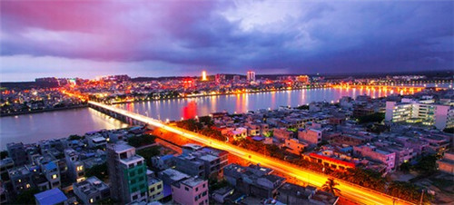 岳厨匠木桶鱼火锅加盟条件有什么限制