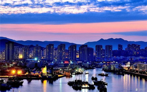 万里长城风景墙（万里长城墙绘素材）